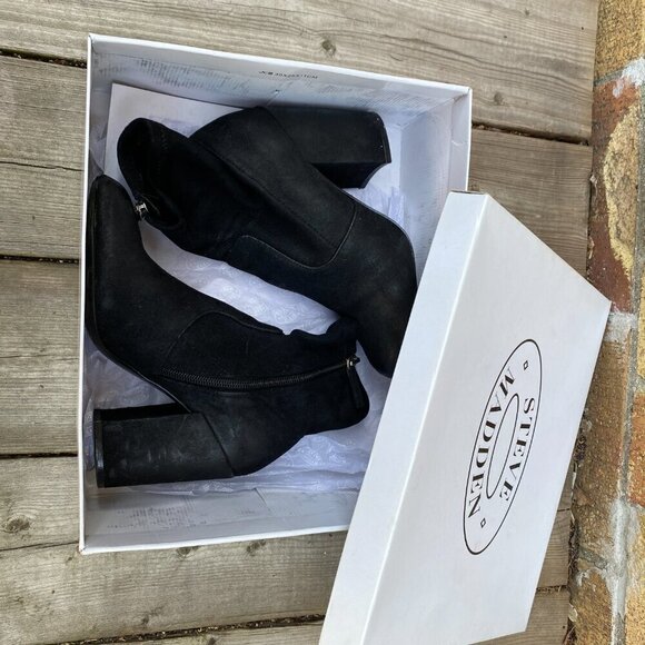 Vintage Steve Madden TATEE Black Block Heel Ankle Booties Size 6.5 - Picture 3 of 14